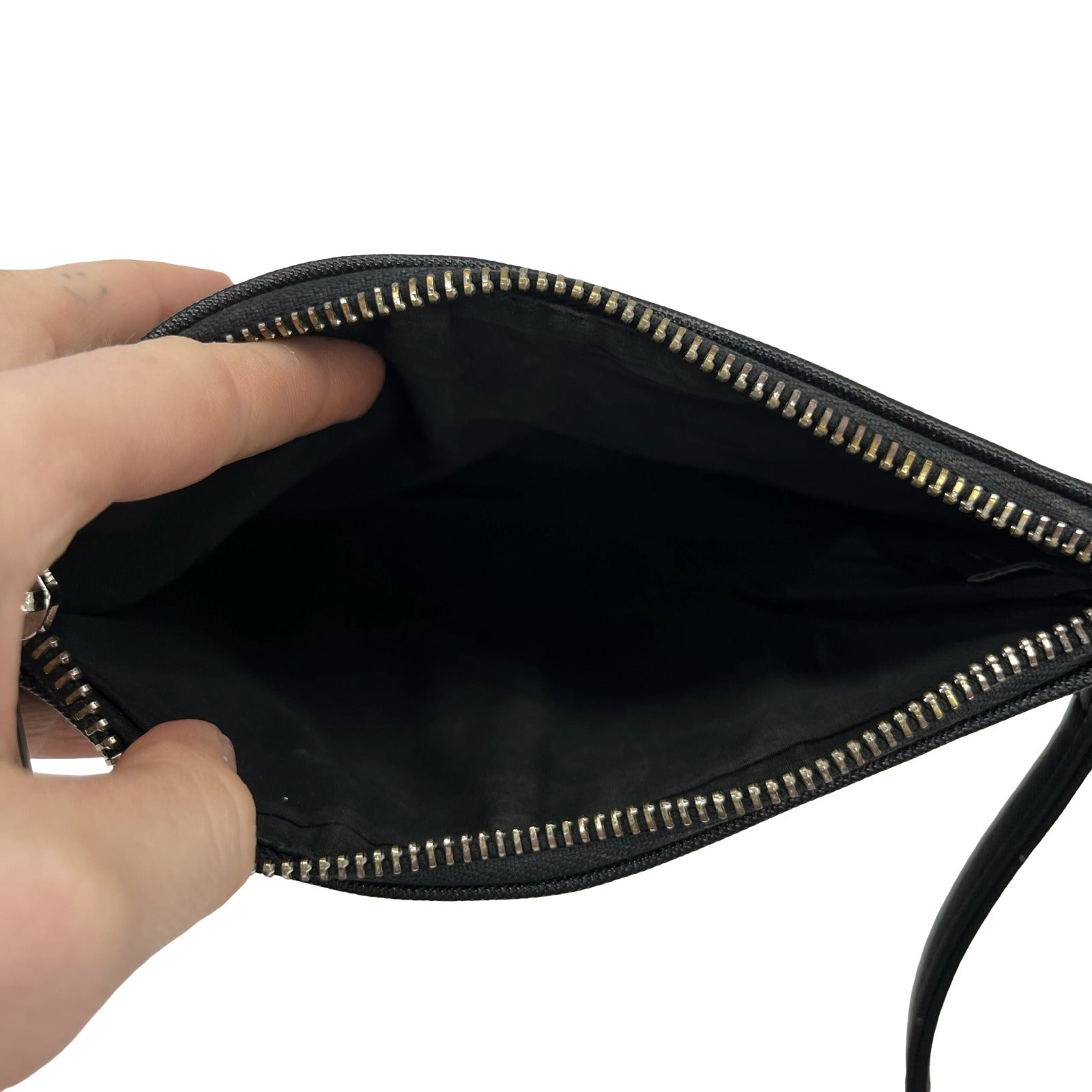 Wristlet By Clothes Mentor In Black, Size:Small