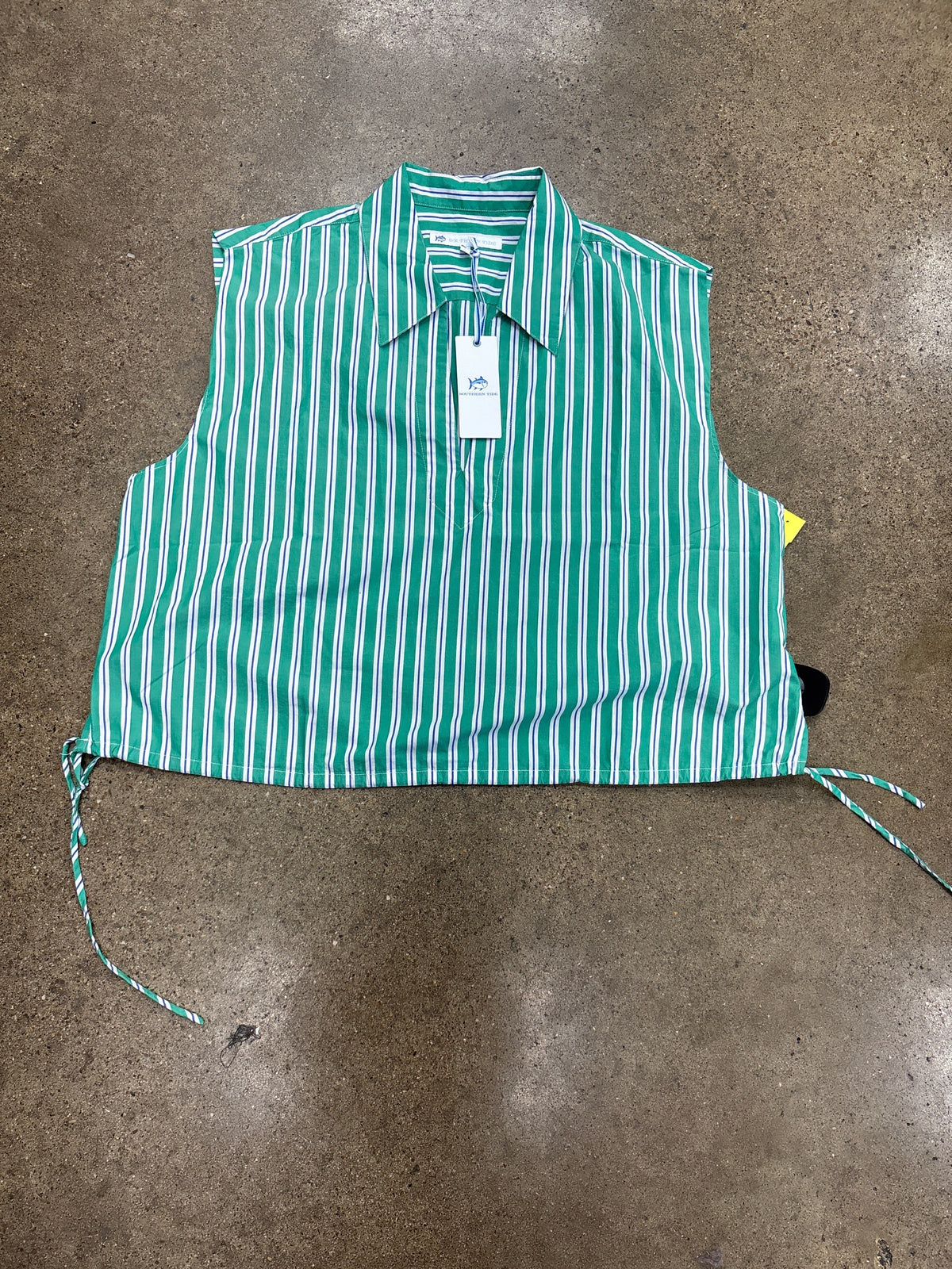Top Sleeveless By Southern Tide In Green, Size:L