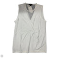 Top Sleeveless By Clothes Mentor In White, Size: S
