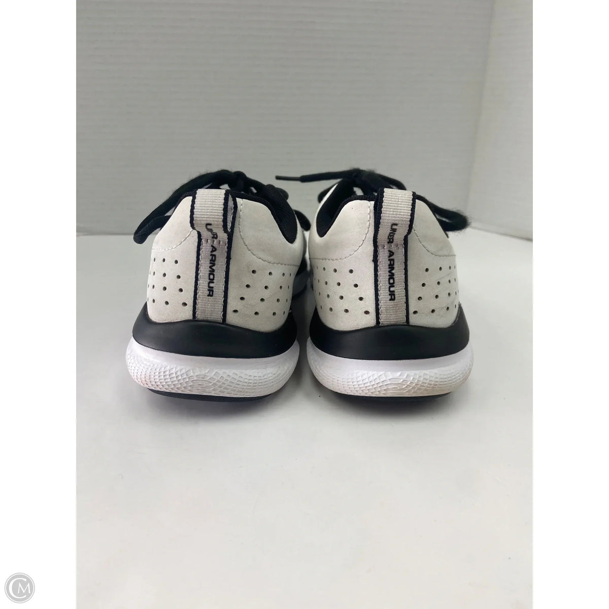 Shoes Athletic By Under Armour In Black & White, Size: 9.5