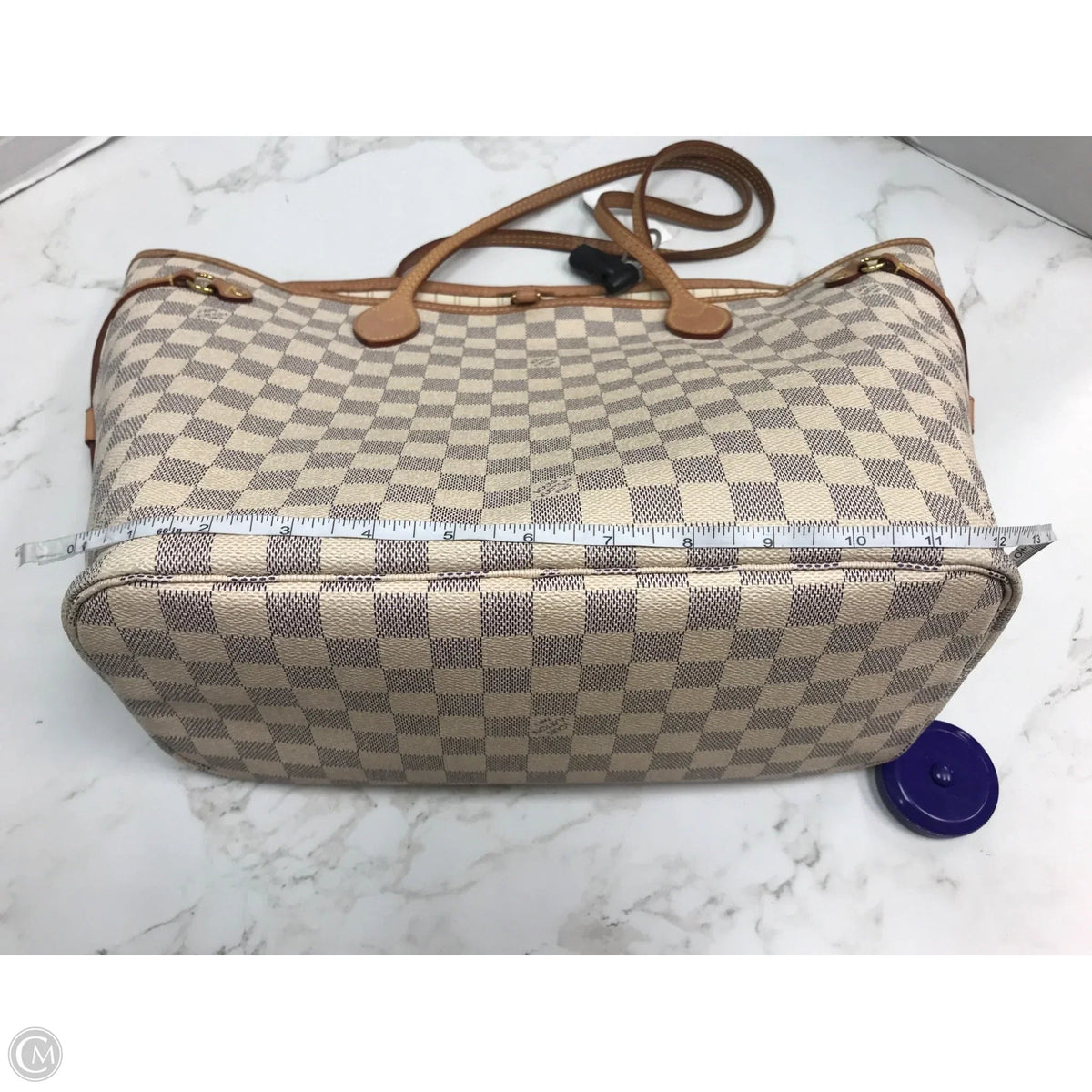 Handbag Luxury Designer By Louis Vuitton, Size: Medium