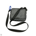 Crossbody Luxury Designer By Louis Vuitton, Size: Medium