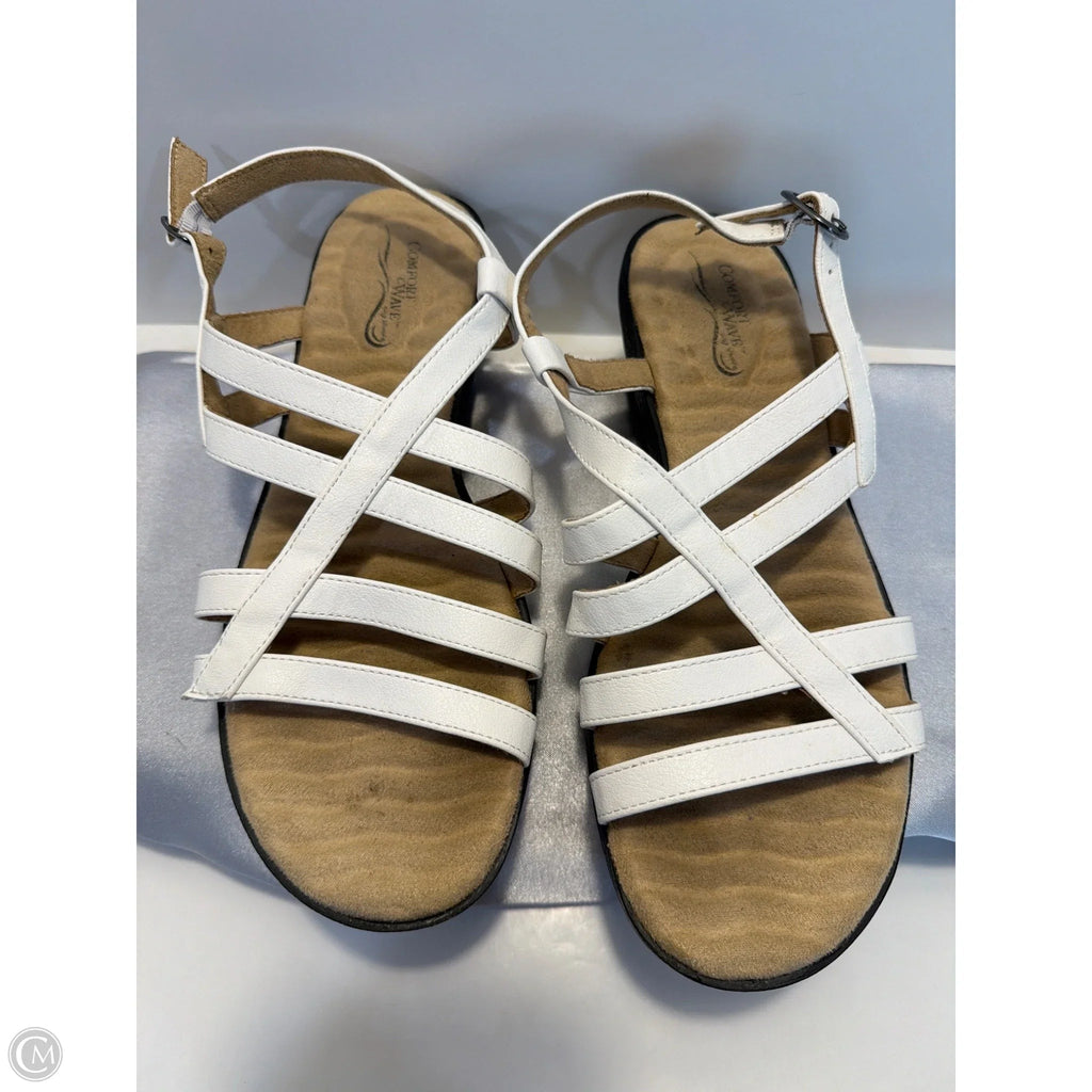Sandals Flats By Clothes Mentor In White, Size: 9