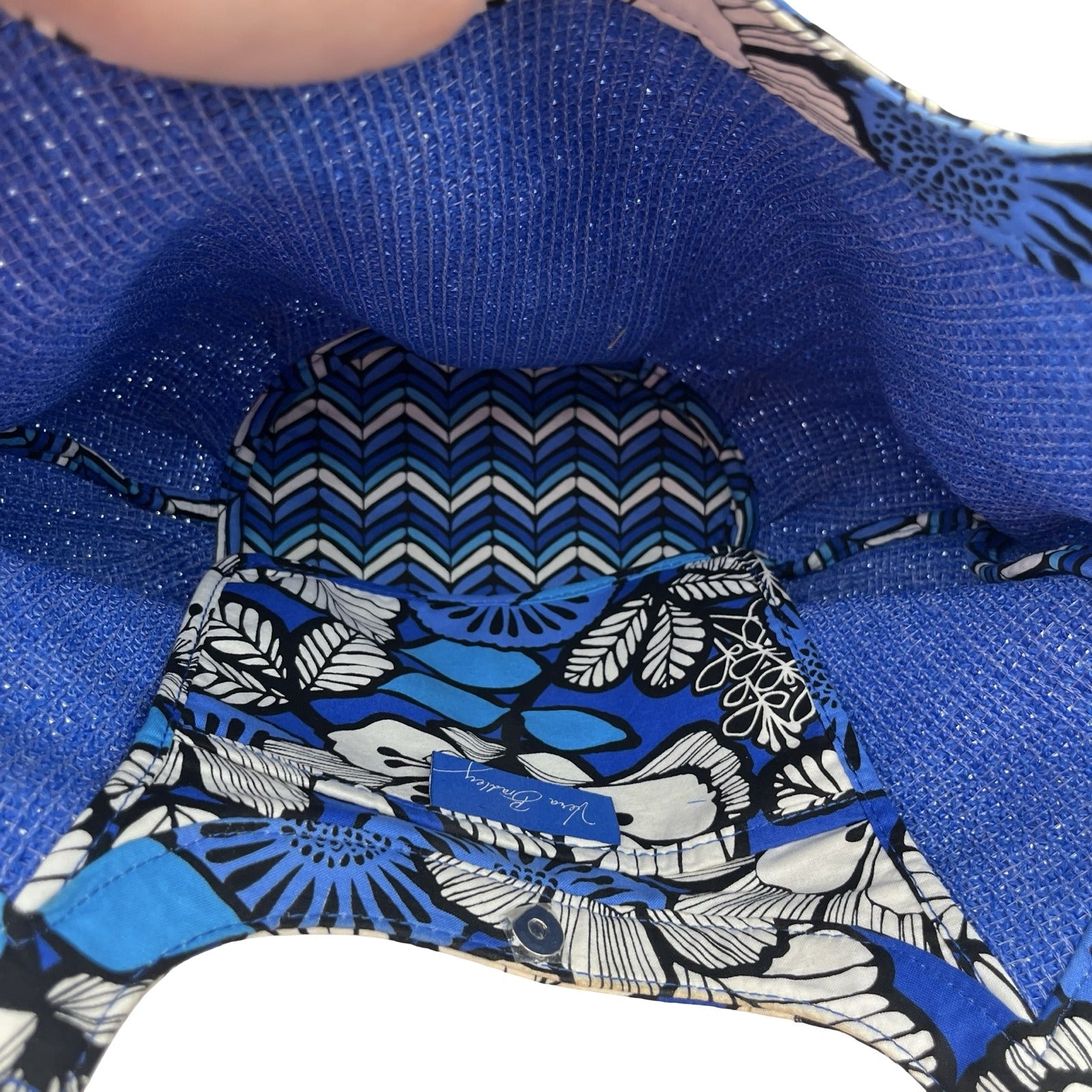 Handbag By Vera Bradley In Blue & White, Size:Medium