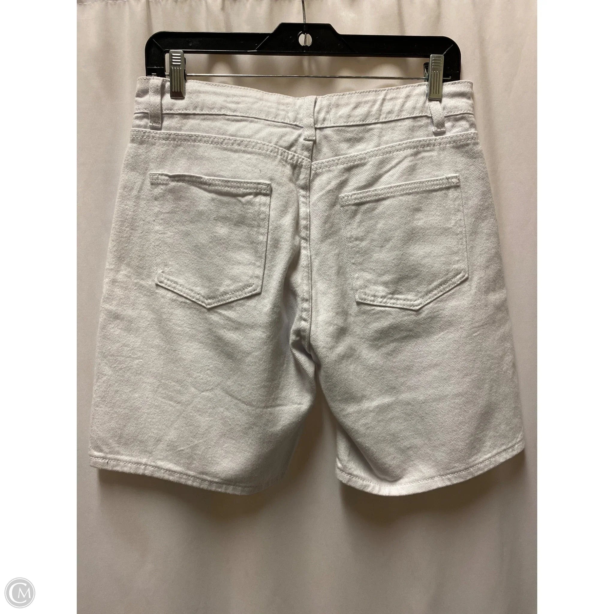 Shorts By Clothes Mentor In White Denim, Size: 8