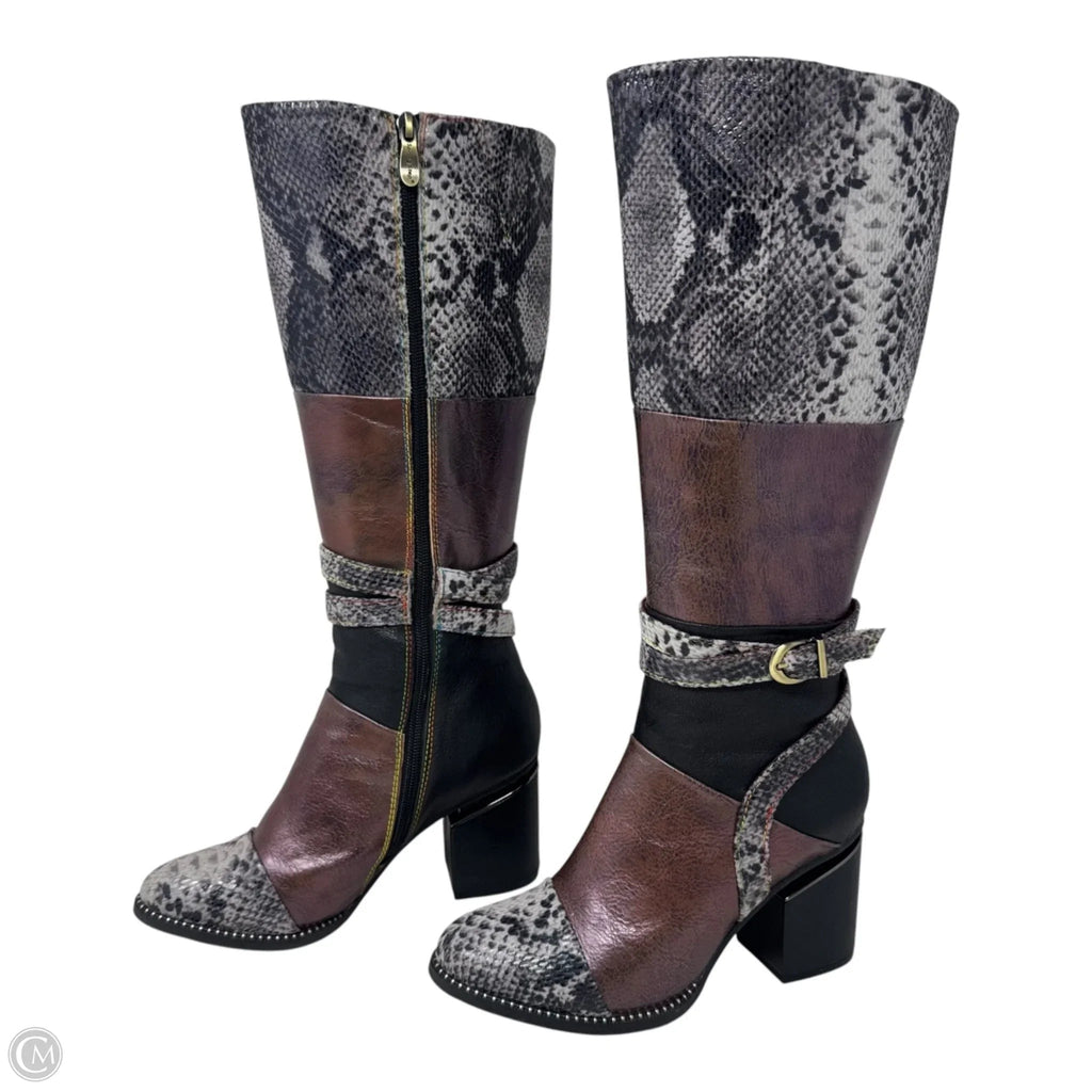 Exguisitie Boots Knee Heels By Spring Step In Snakeskin Print, Size: 37