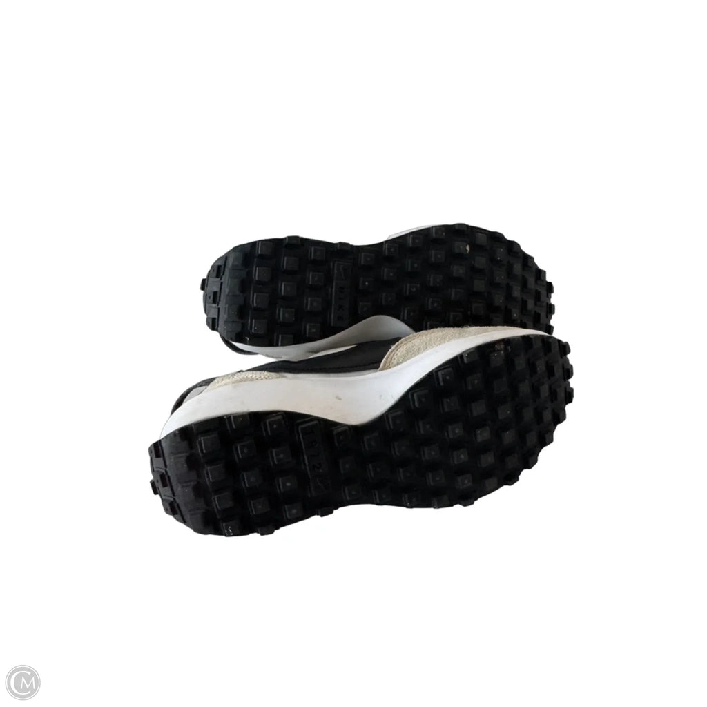 Shoes Sneakers By Nike In Tan & White, Size: 6