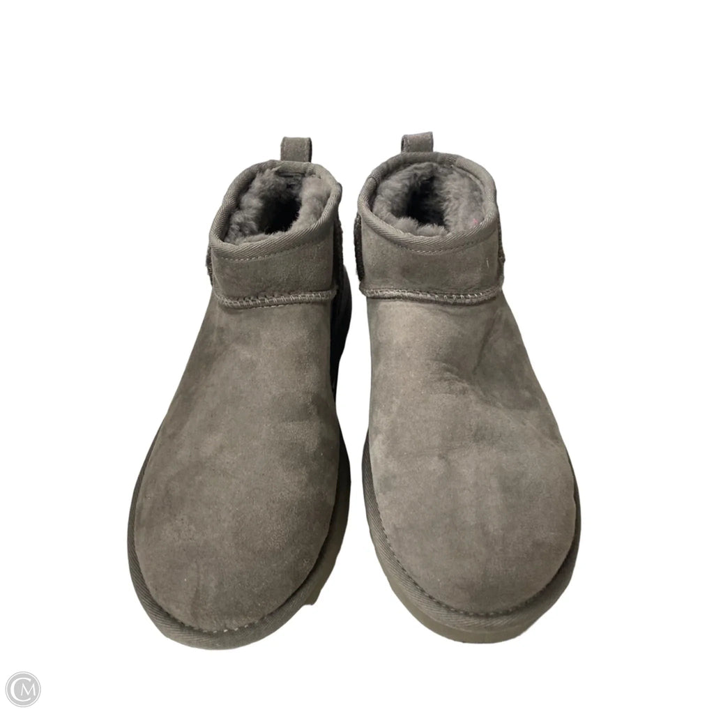 Boots Ankle Flats By Ugg In Grey, Size: 10