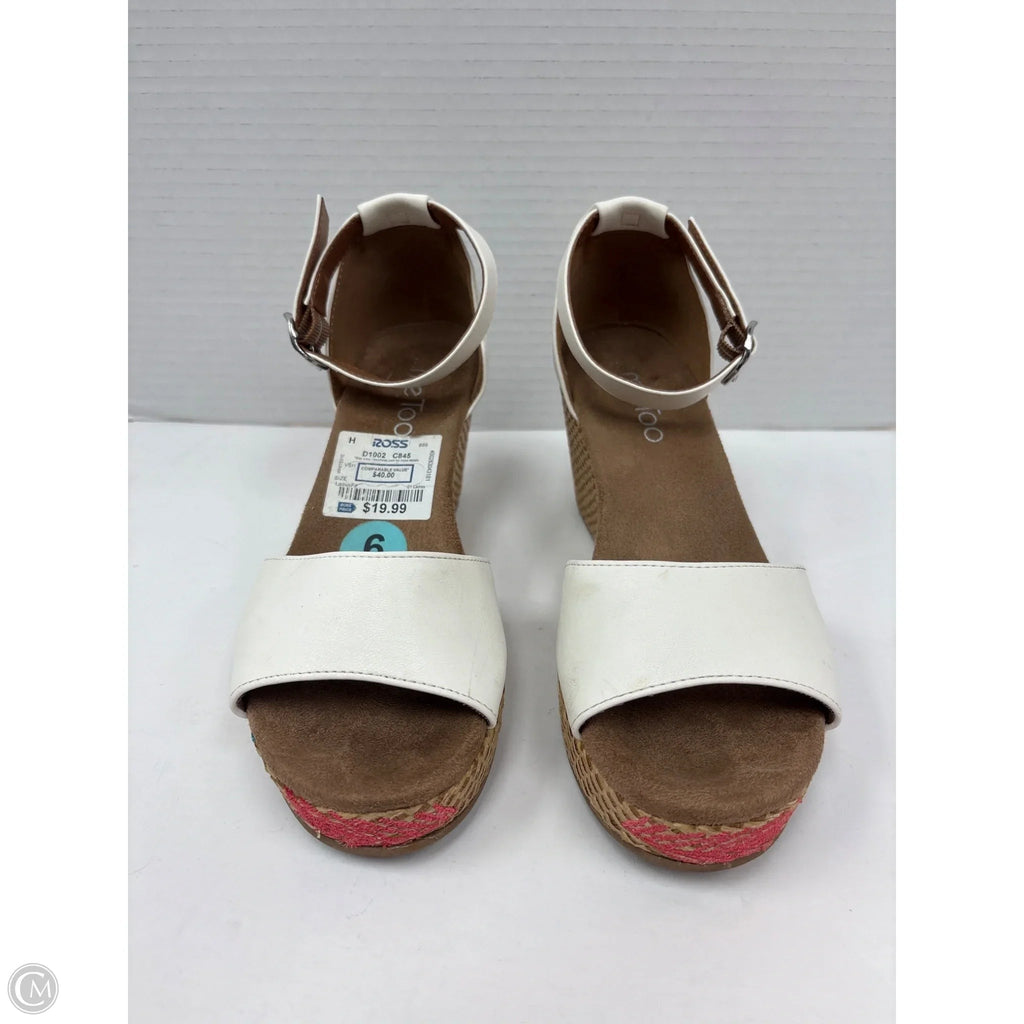 Sandals Heels Block By Me Too In White, Size: 6