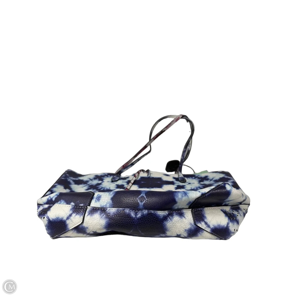 Tote By Clothes Mentor, Size: Large
