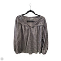 Top Long Sleeve By Maurices In Grey, Size: 2x