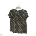Top Short Sleeve By Maurices In Black, Size: M