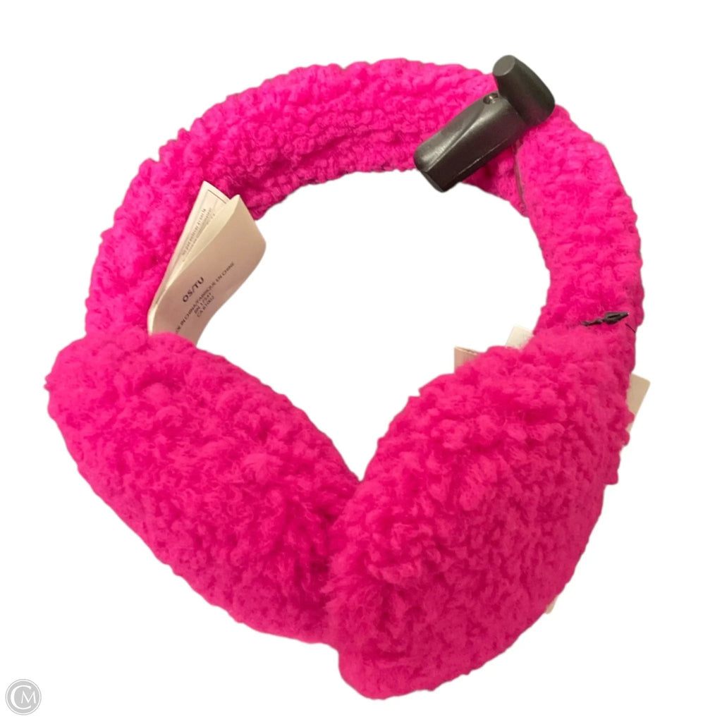 Accessory Designer Label By Ugg