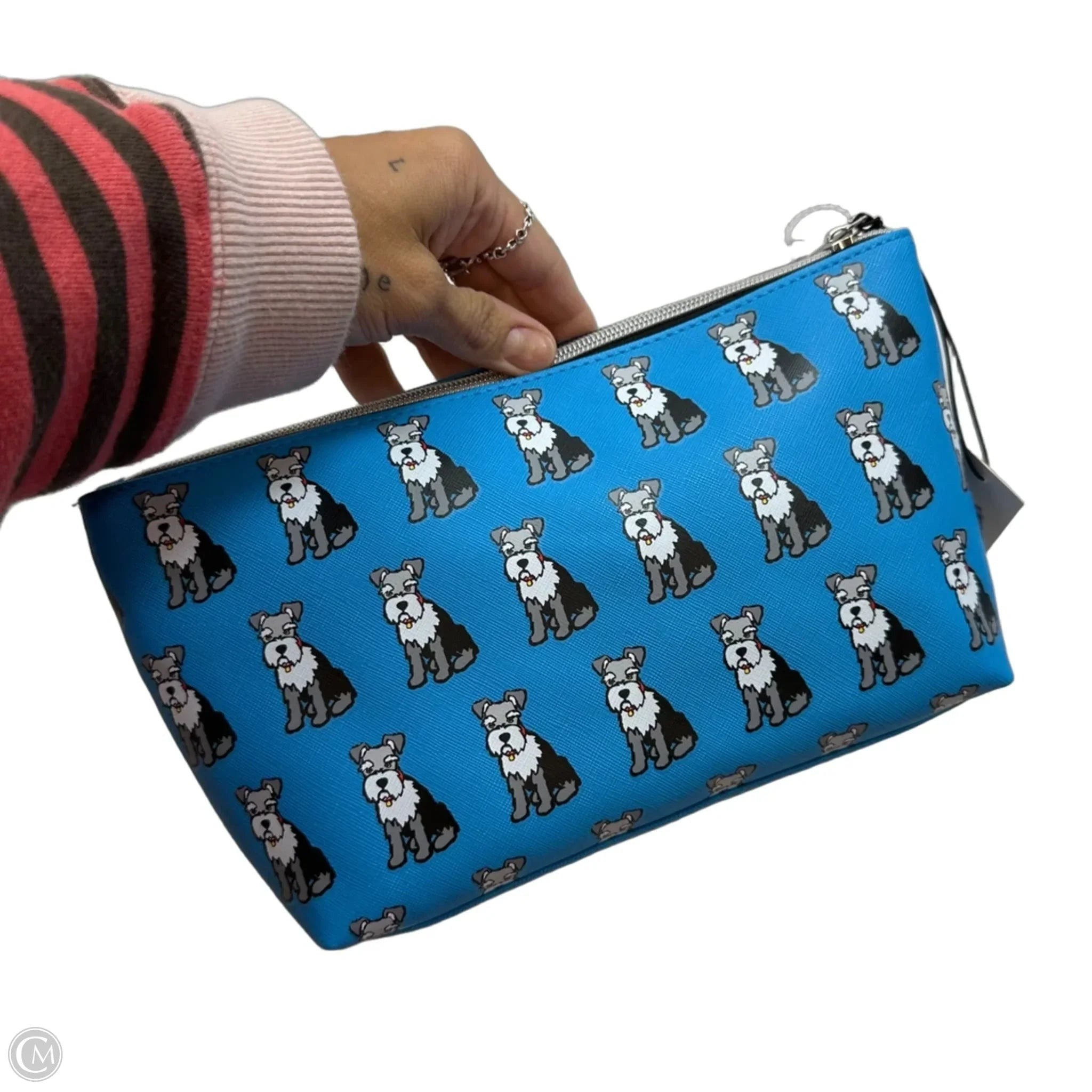 Makeup Bag By Clothes Mentor, Size: Medium
