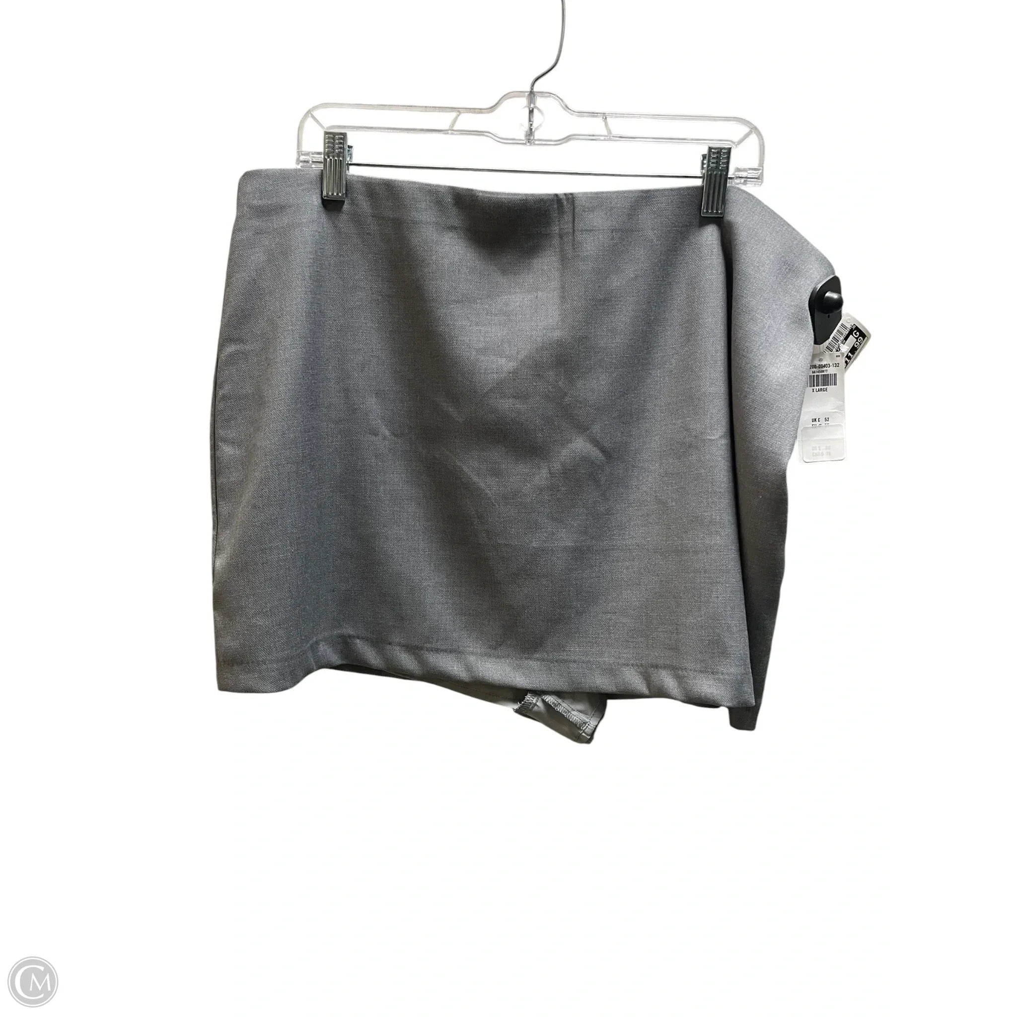 Skirt Mini & Short By Abercrombie And Fitch In Grey, Size: Xl