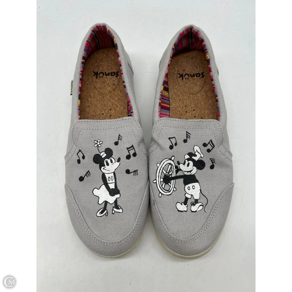 Shoes Flats By Sanuk In Grey, Size: 7.5