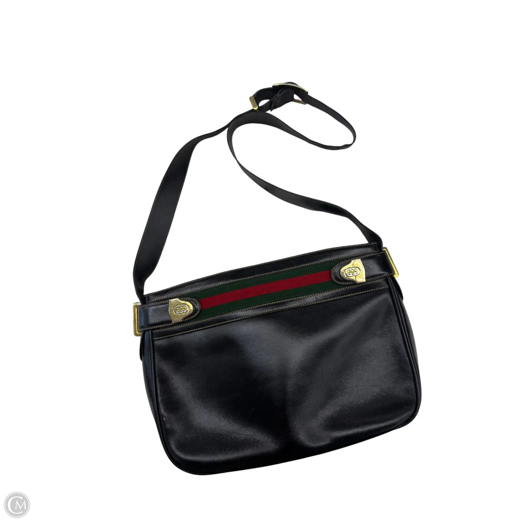 Handbag Luxury Designer By Gucci, Size: Medium
