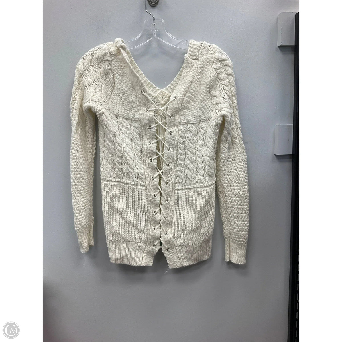 Sweater By Cmc In Cream, Size: Xs