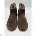 Boots Ankle Flats By Earth In Brown, Size: 10
