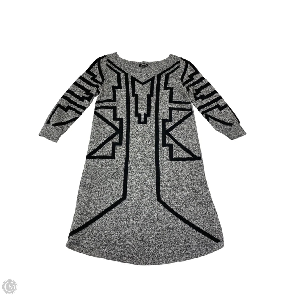 Dress Casual Short By Express In Black & Grey, Size: S