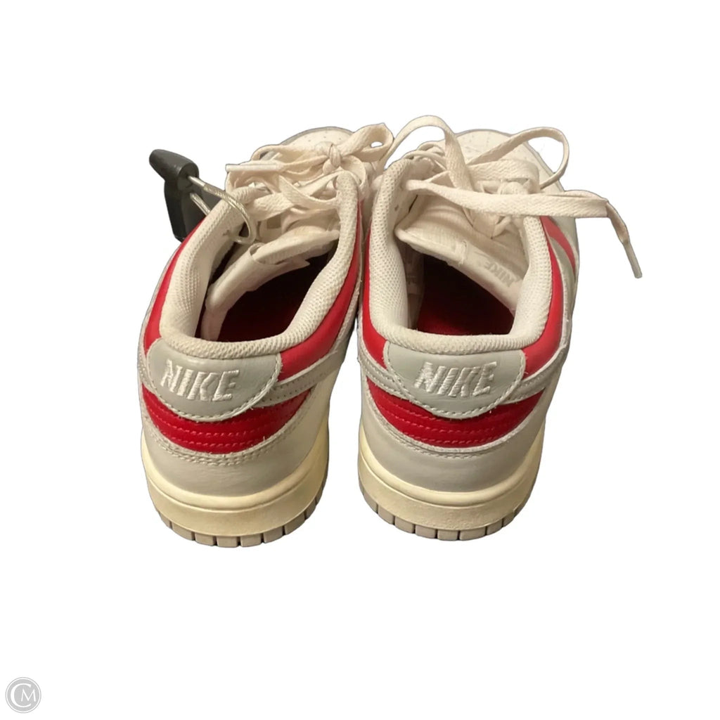 Shoes Athletic By Nike In Grey & Red, Size: 8