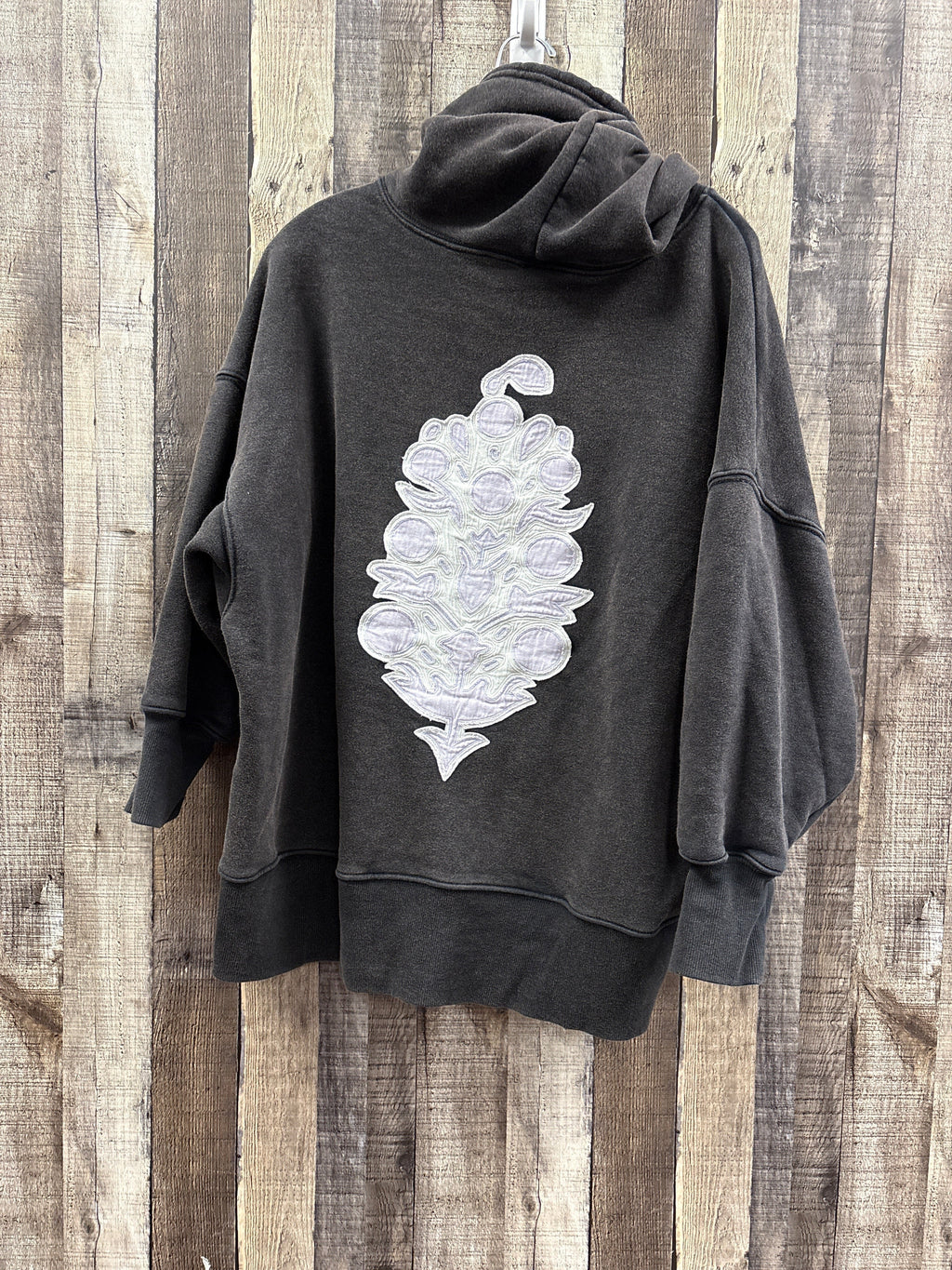 Sweatshirt Hoodie By Free People In Black, Size: S