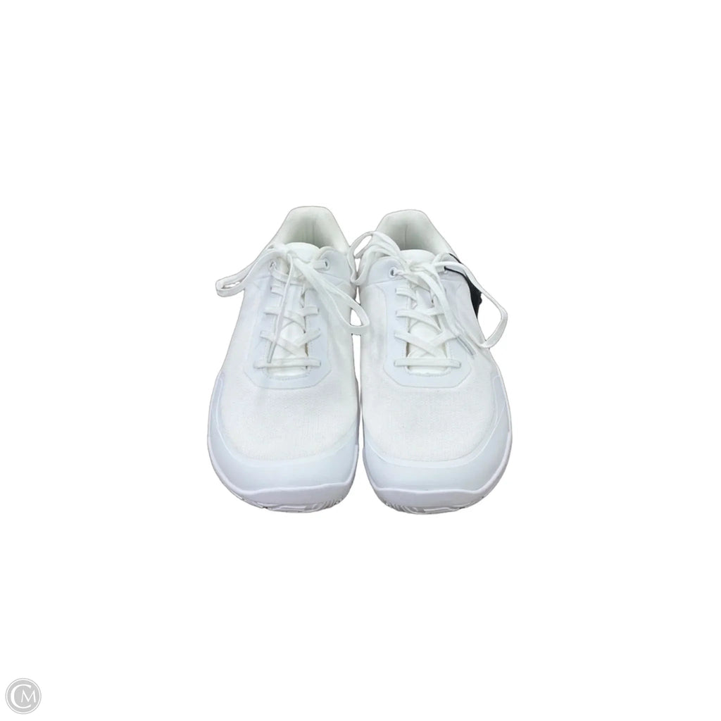 Shoes Sneakers By Cma In White, Size: 11.5