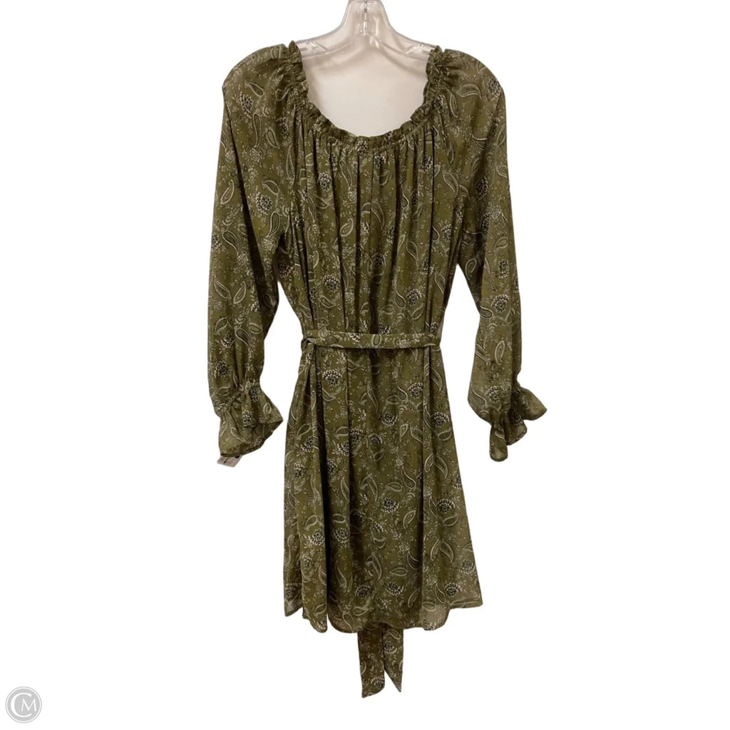 Dress Casual Short By Clothes Mentor In Green, Size: M