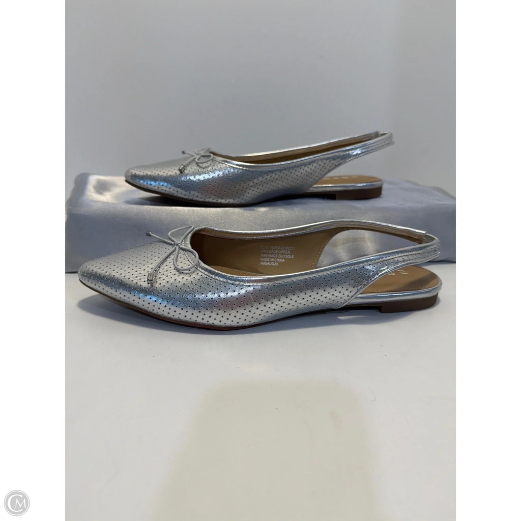 Shoes Flats By Esprit In Silver, Size: 8.5