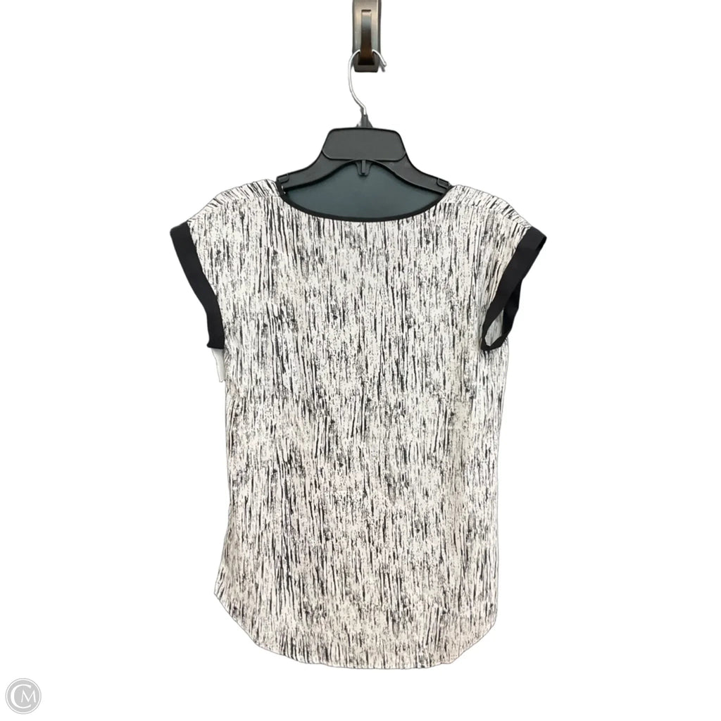 Top Sleeveless By Express In Black & White, Size: Xs