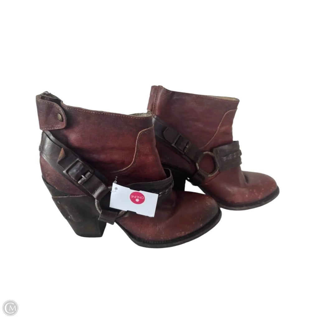 Boots Ankle Heels By Freebird In Brown, Size: 10