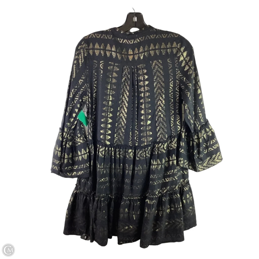 Dress Casual Short By Elan In Black & Gold, Size: S