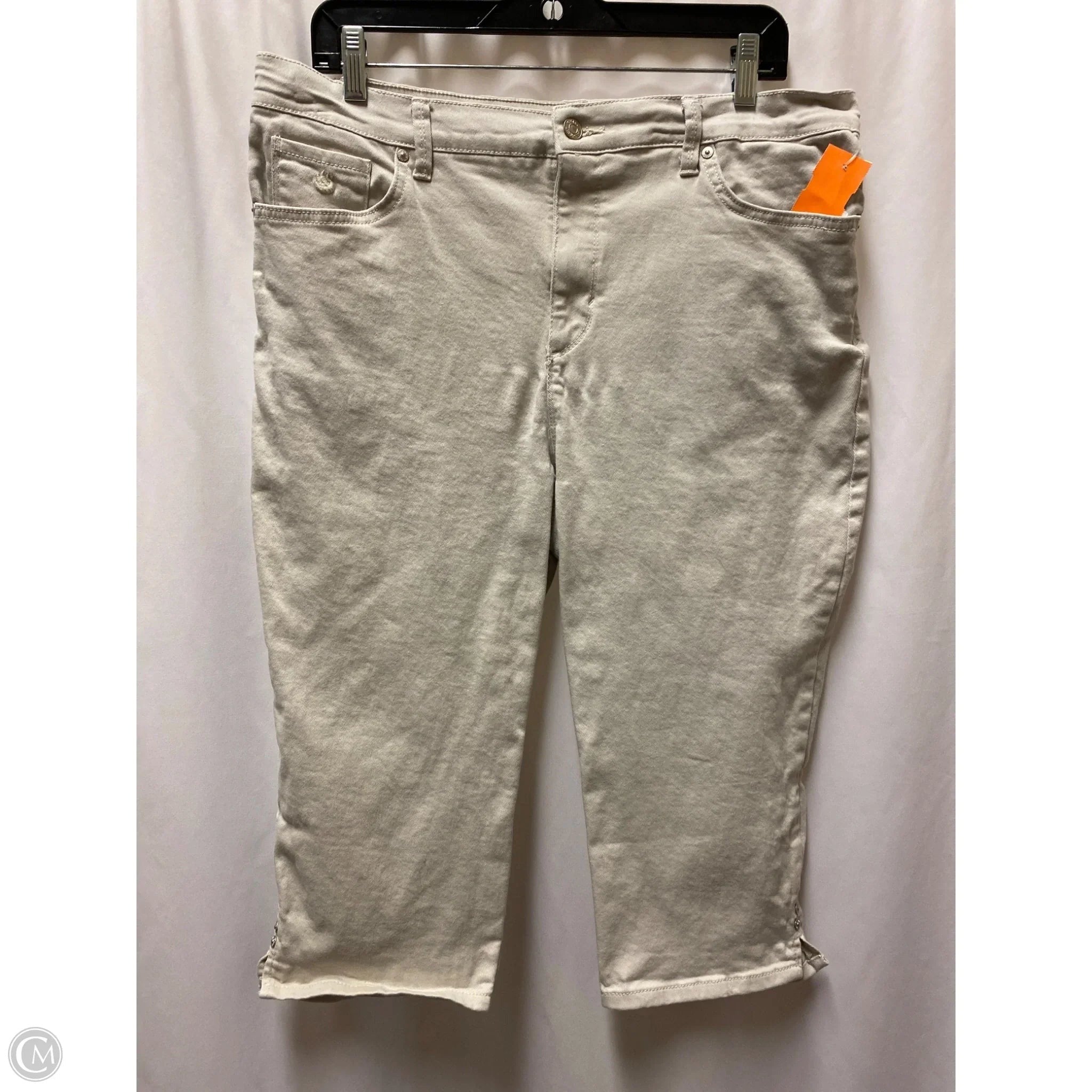 Capris By Gloria Vanderbilt In Beige, Size: 16