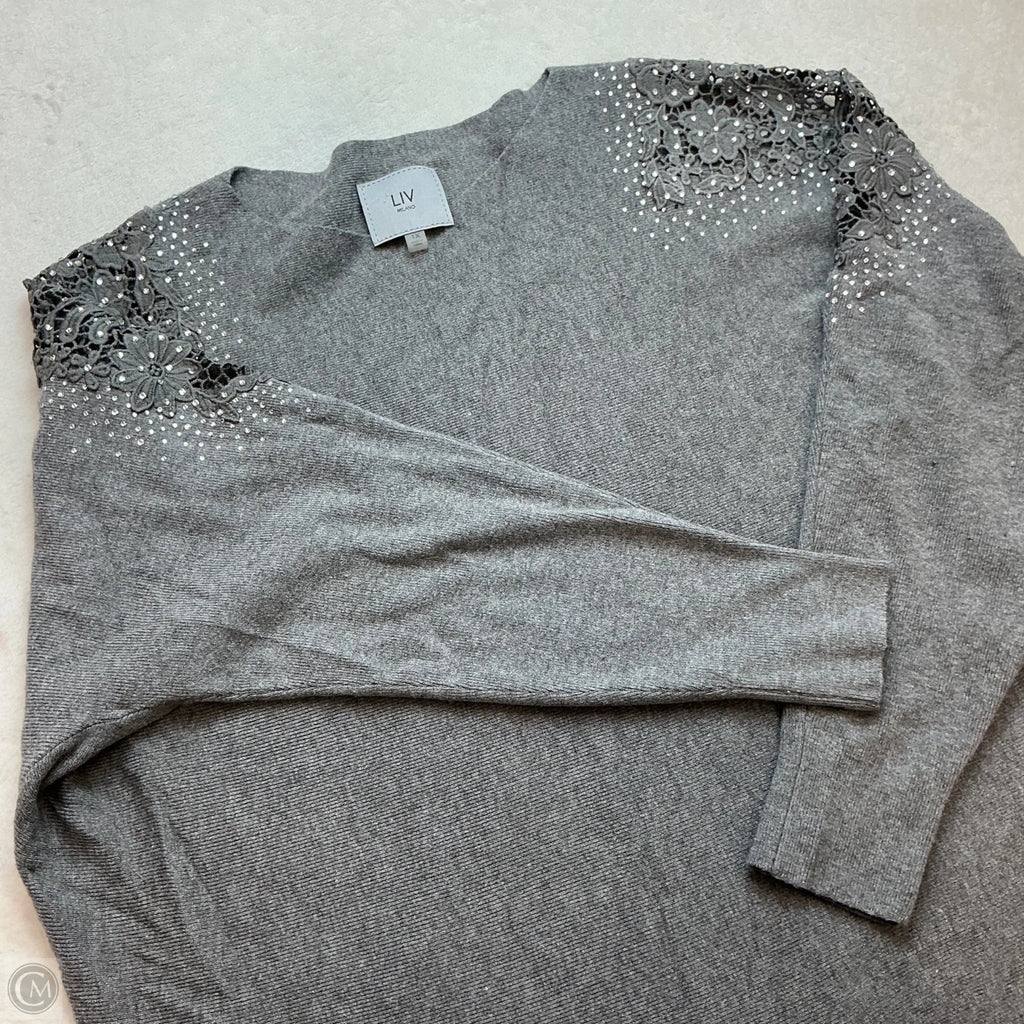 Top Long Sleeve By Milano In Grey, Size: 1x