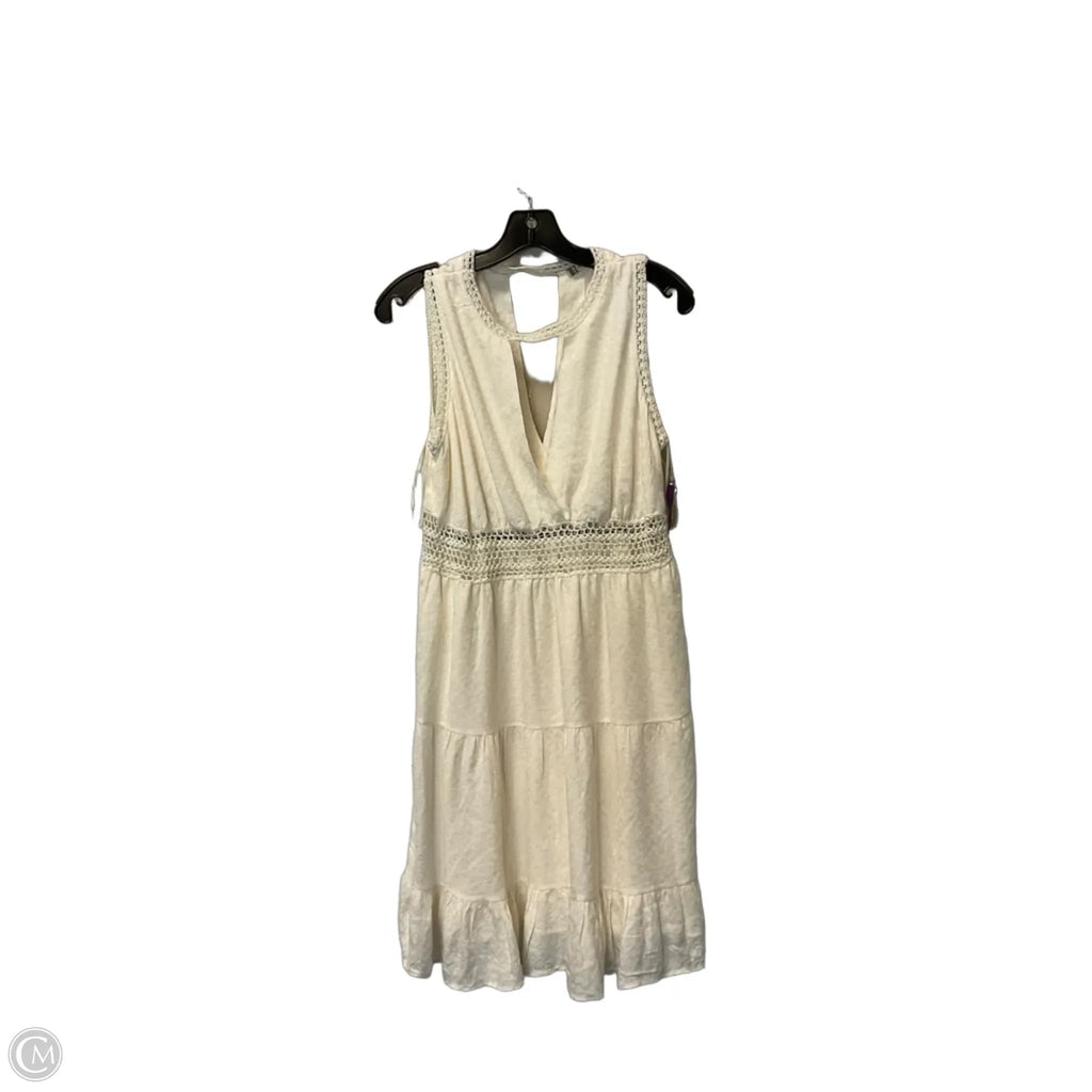 Dress Casual Short By Chelsea And Violet In Cream, Size: M