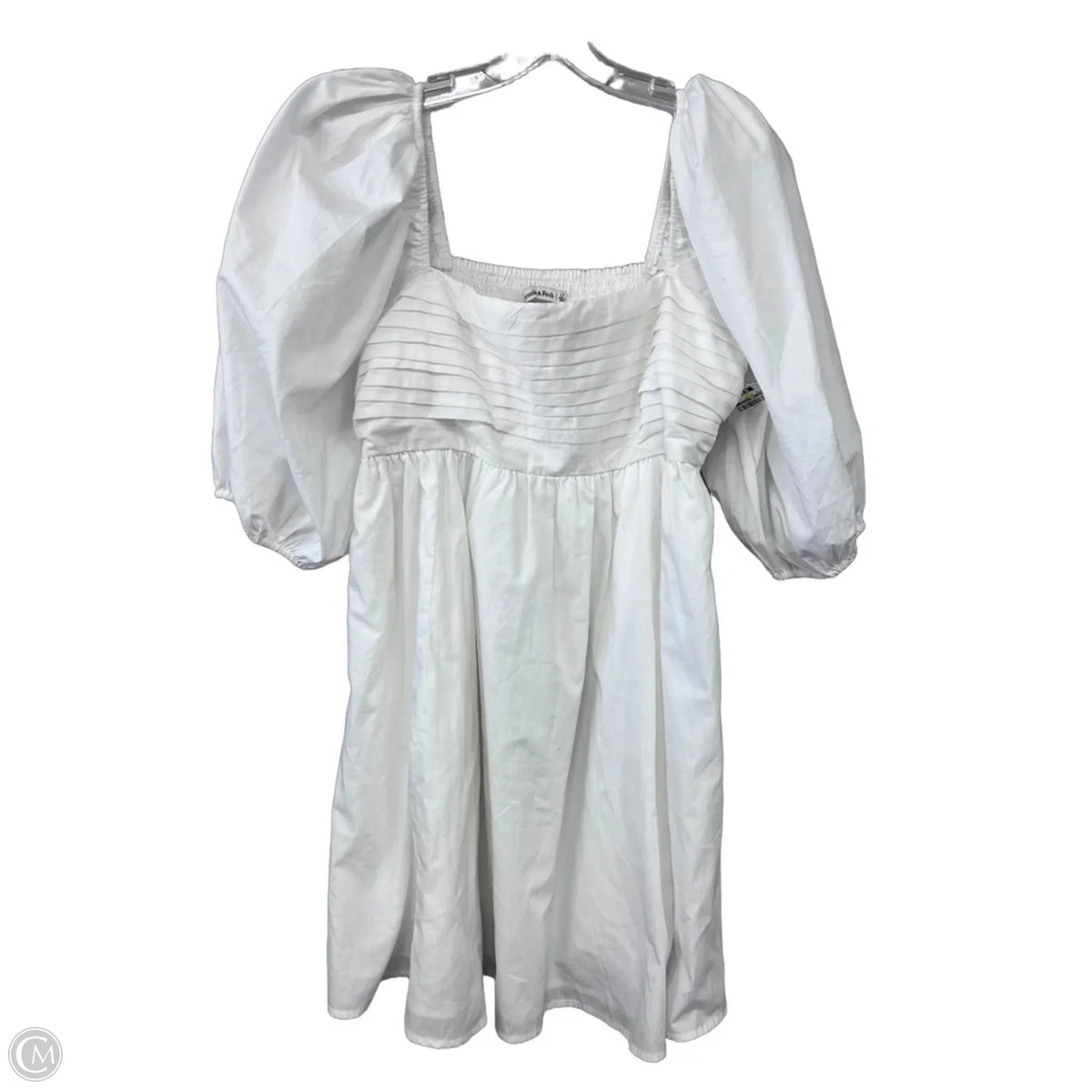 Dress Casual Short By Abercrombie And Fitch In White, Size: L