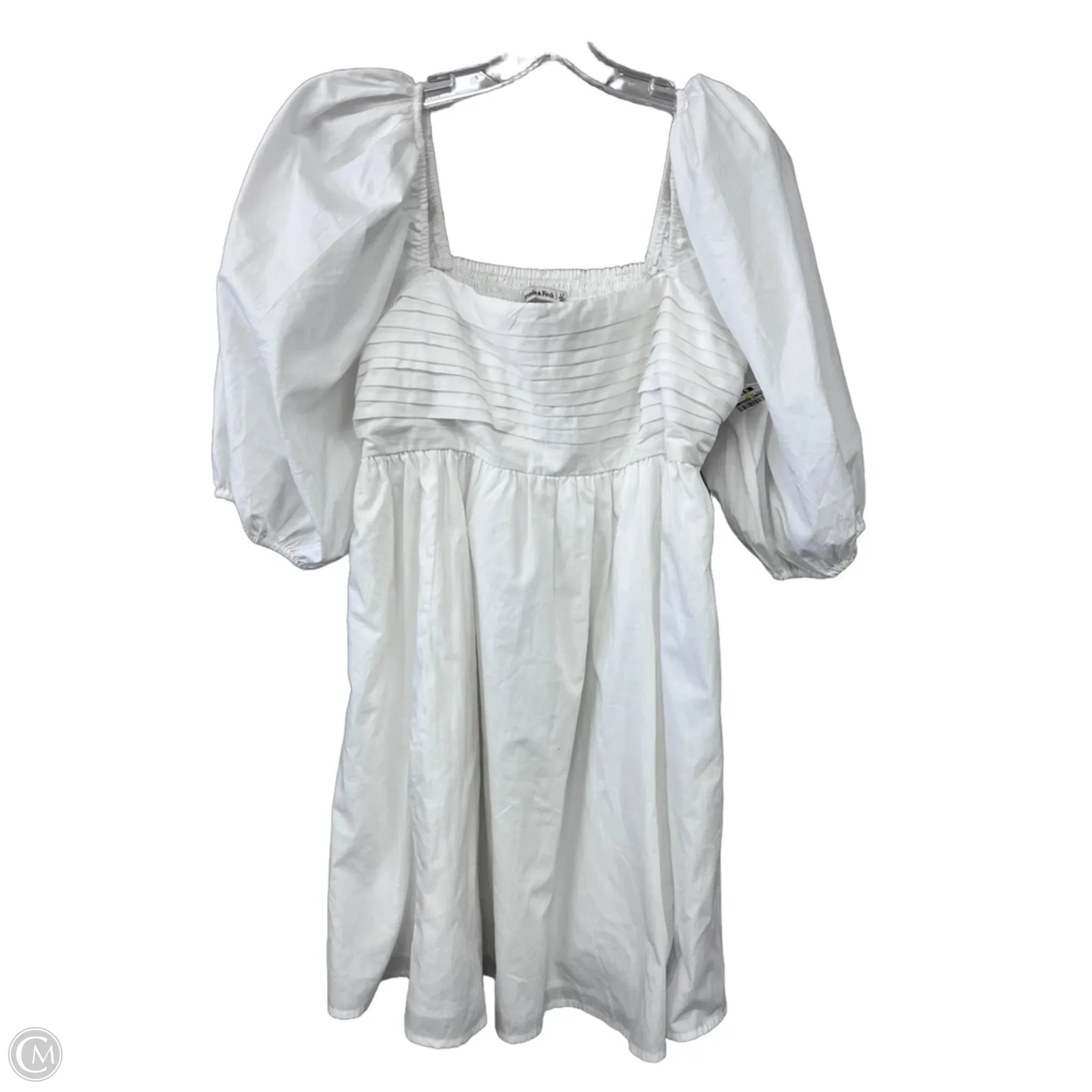 Dress Casual Short By Abercrombie And Fitch In White, Size: L