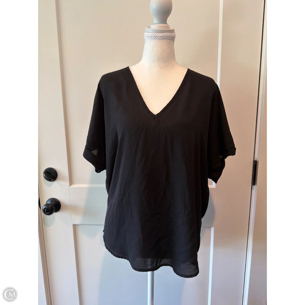 Top Short Sleeve By Lush In Black, Size: S