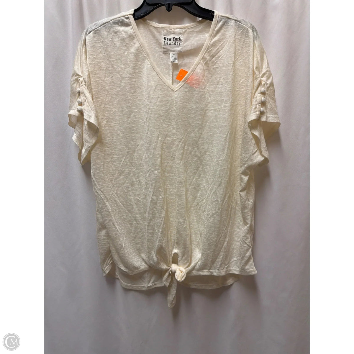 Top Short Sleeve By New York Laundry In Cream, Size: 2x