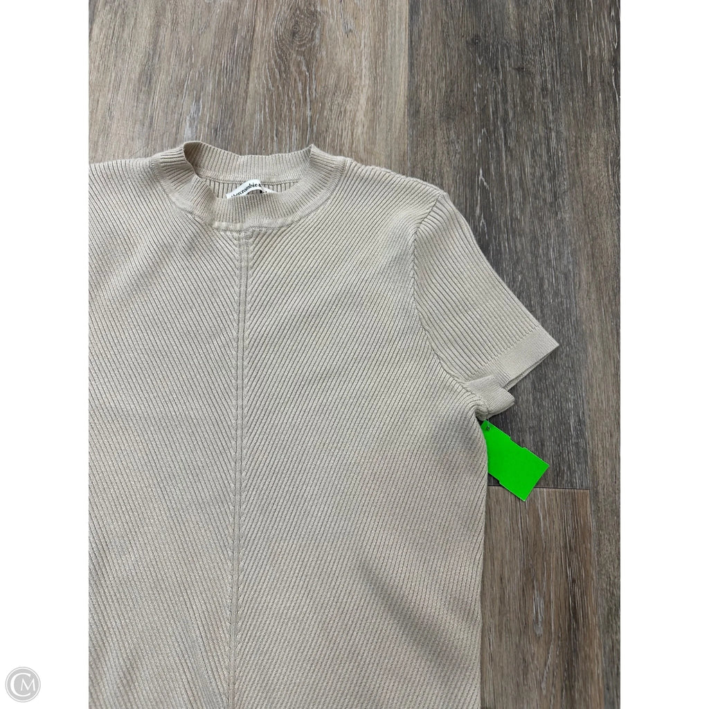 Sweater Short Sleeve By Abercrombie And Fitch In Beige, Size: L