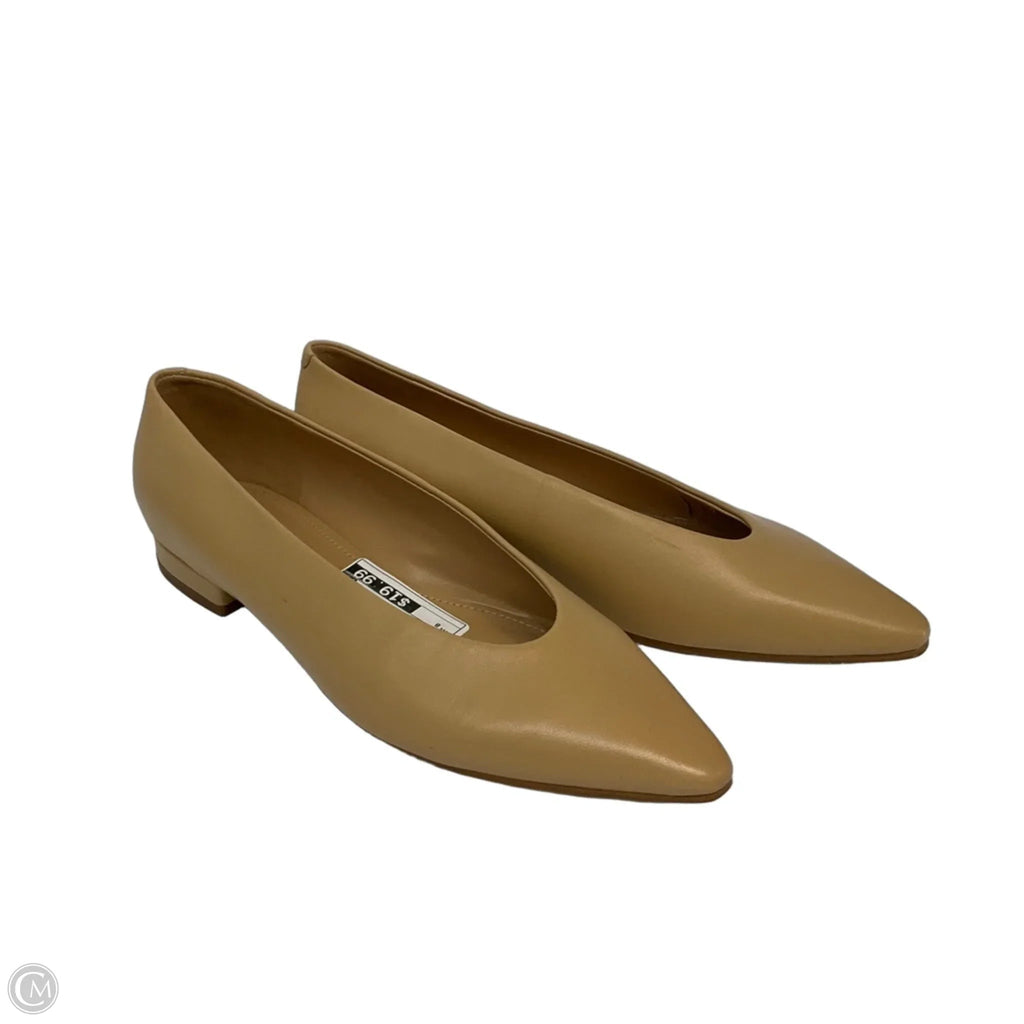 Shoes Flats By Marc Fisher In Tan, Size: 8