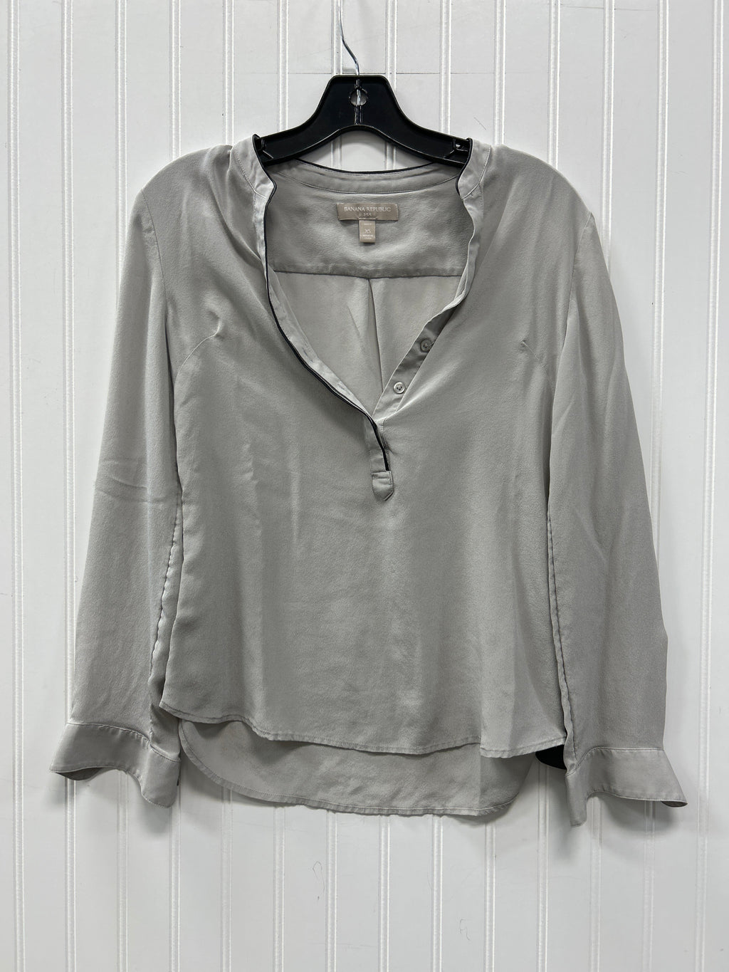 Top Ls By Banana Republic In Taupe, Size:Xsp