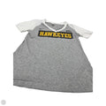 Top Short Sleeve By Nike In Grey, Size: M