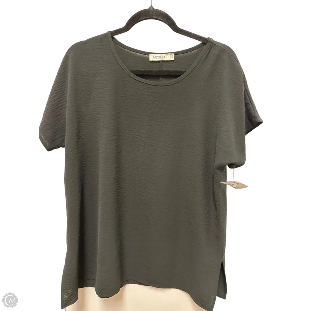 Top Short Sleeve By Accent In Black, Size: M